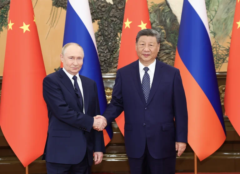 Rusia y China acuerdan construcción de nuevo gasoducto