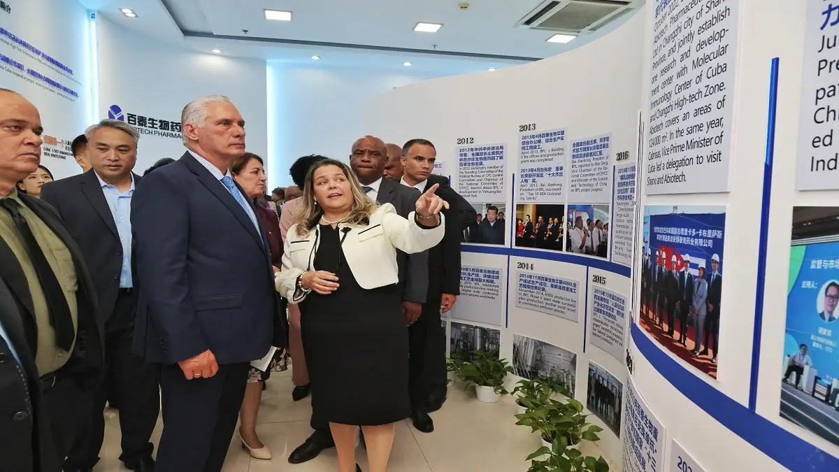 diaz canel planta bpl foto presidencia cuba.jpg