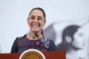 Amplia mayoría de los mexicanos aprueba gestión de Sheinbaum 15 e6e48600a5641b1bfa8743e56f3b188e7f610b83w