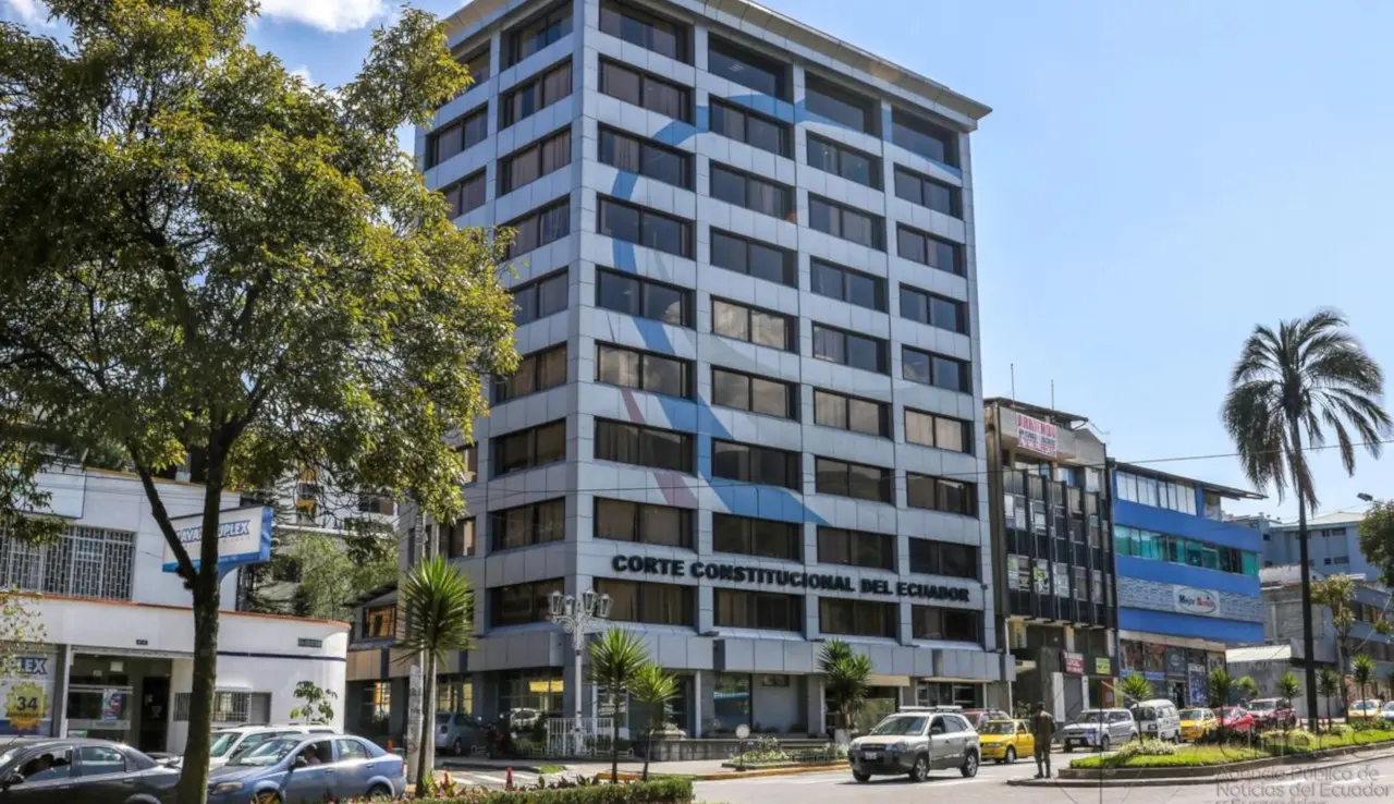 ecuador corte constitucional01.jpg