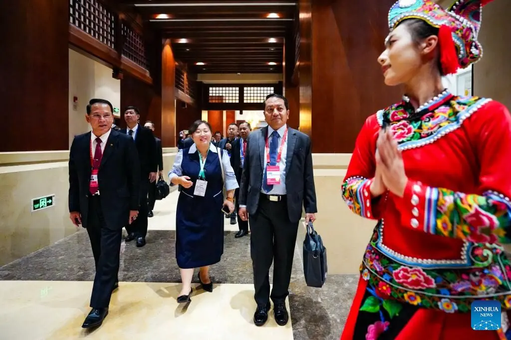 teleSUR participa en Foro de Medios de Comunicación y Grupos de Expertos del Sur Global 2025 4 empoderar al sur global navegar por los cambios globales xinhua 2.jpg
