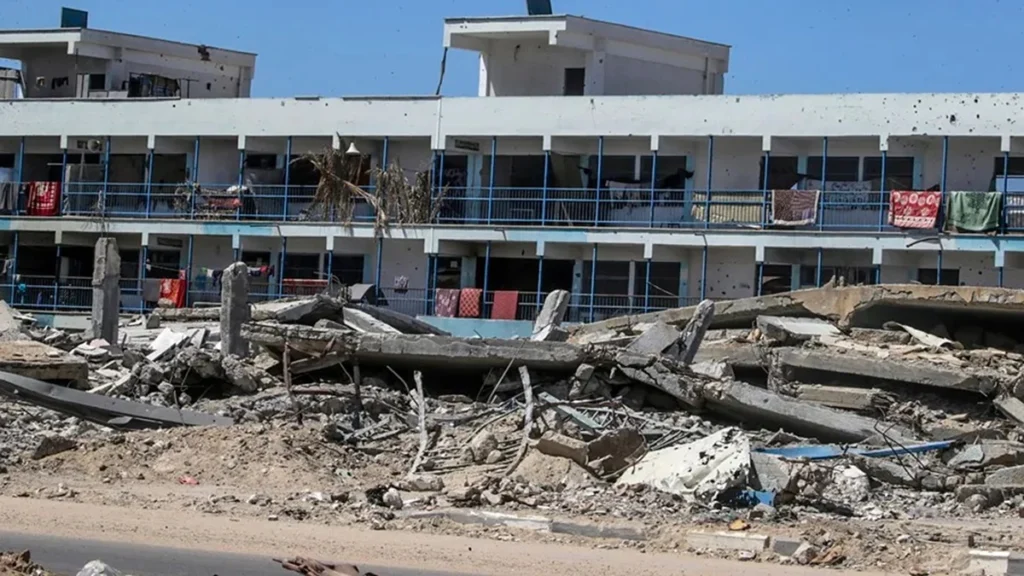 Ataques israelíes dejan más de 18.000 estudiantes palestinos asesinados en Gaza y Cisjordania 15 escuela gaza 2