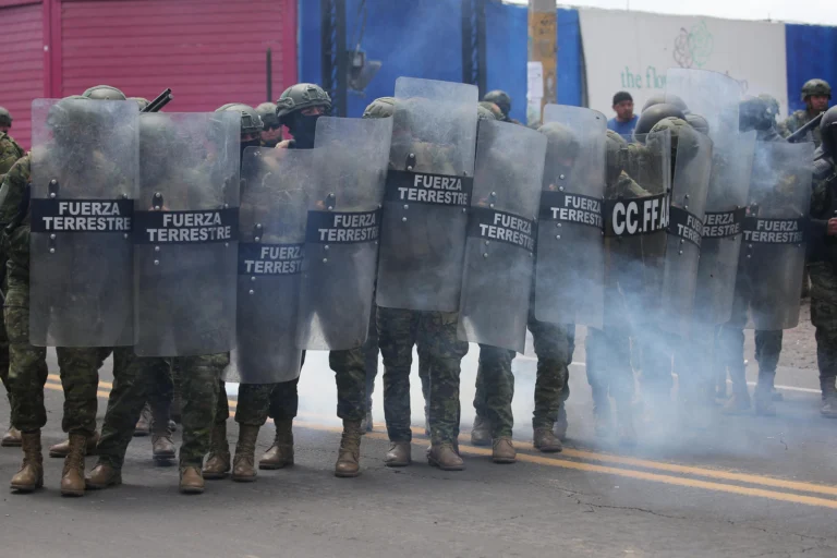 f18306ea52708bfa3a82e65ebdaa2d588007e368w