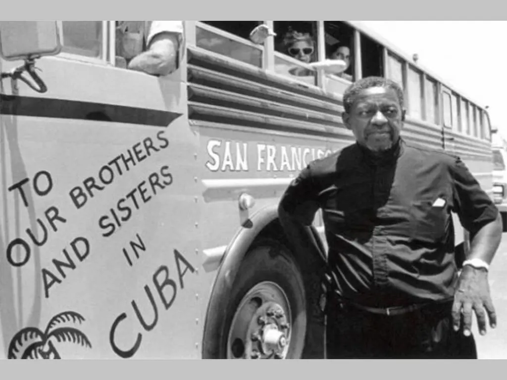 A 15 años Cuba recuerda a Lucius Walker y su legado de solidaridad y justicia 2 lucius walker caravana de la amistad 1.jpg