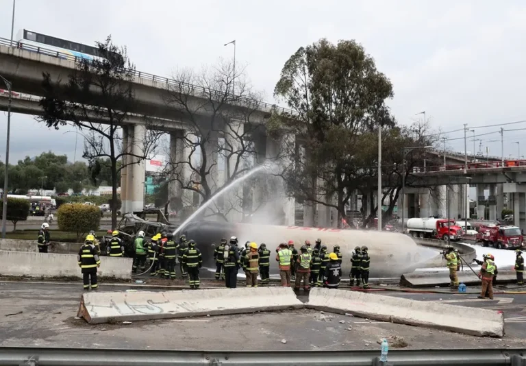 mexico explosion 1