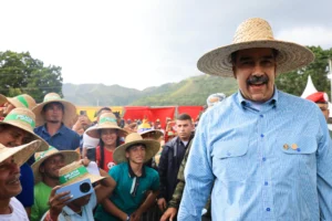 Presidente Maduro: "El pueblo de Venezuela le dice a EE.UU. basta de amenazas" 11 nicolas maduro