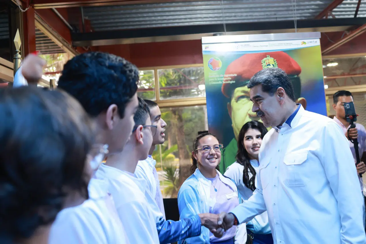 photo 5089200366892551023 y.jpg