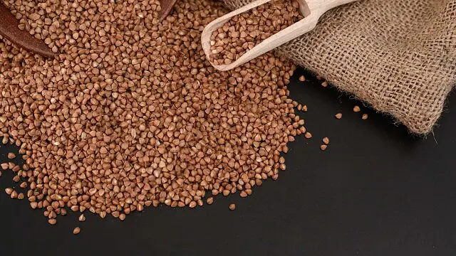 Rusia desarrolla tecnología de purificación de agua utilizando cáscaras de trigo sarraceno 36 rusia granitos.jpg