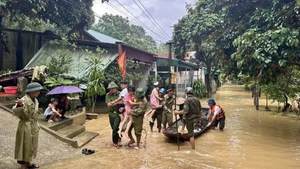 vietnam tifon.jpg