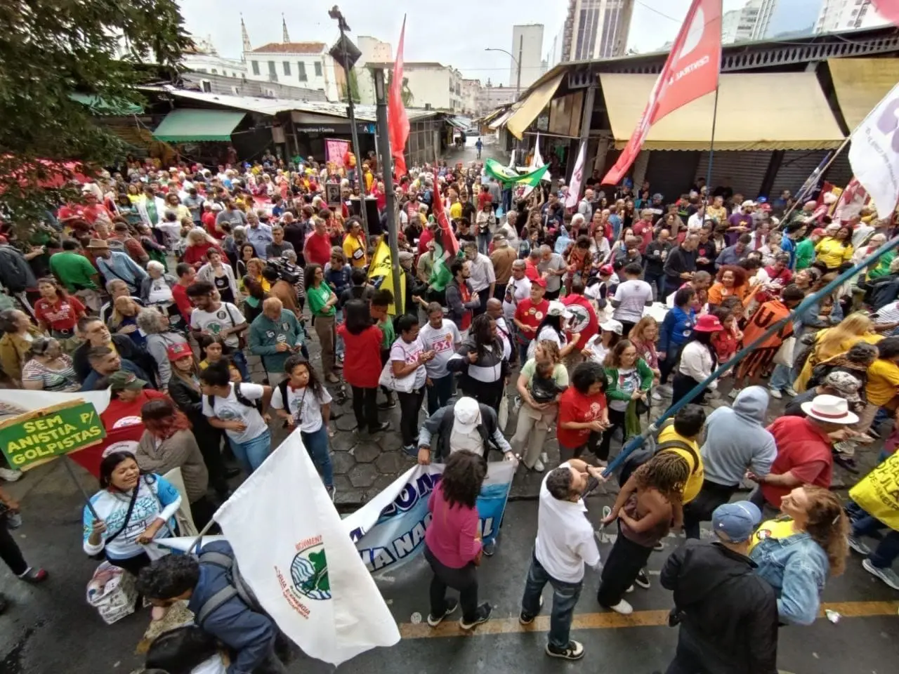 Movimientos sociales se movilizan en Brasil