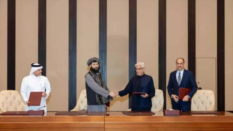 Afganistán y Pakistán pactan tregua tras semana de violencia 1 02585868 xl