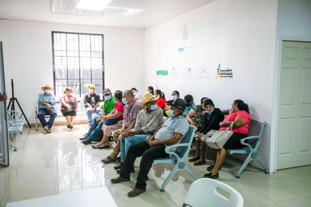 Presidenta de Honduras destaca avances de la Operación Milagro para cirugías gratuitas de la vista 3 2 clinica oftalmologica honduras