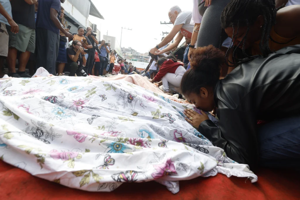 Masacre policial: saldo de muertos por operativo en Río de Janeiro se eleva a 128 2 3a7abc6eb6b2ffd18f8210f44ec8755721b94ada