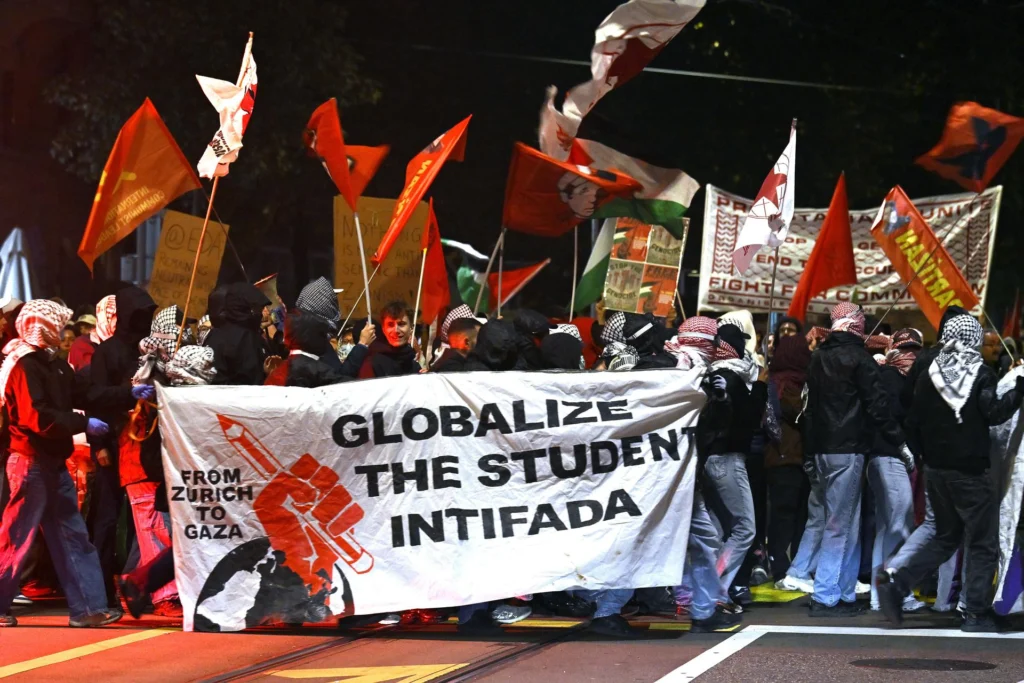 En imágenes: Manifestaciones globales exigen liberación de activistas de la Flotilla Global Sumud 18 be235809a3a0d85063624a97c5a2b46209708a5aw