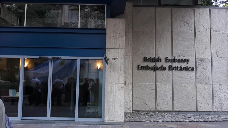 embajada britanica buenos aires