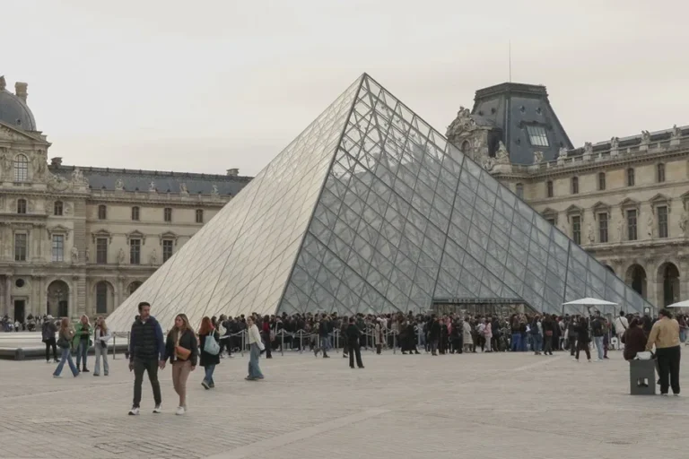 investigacion museo louvre robo