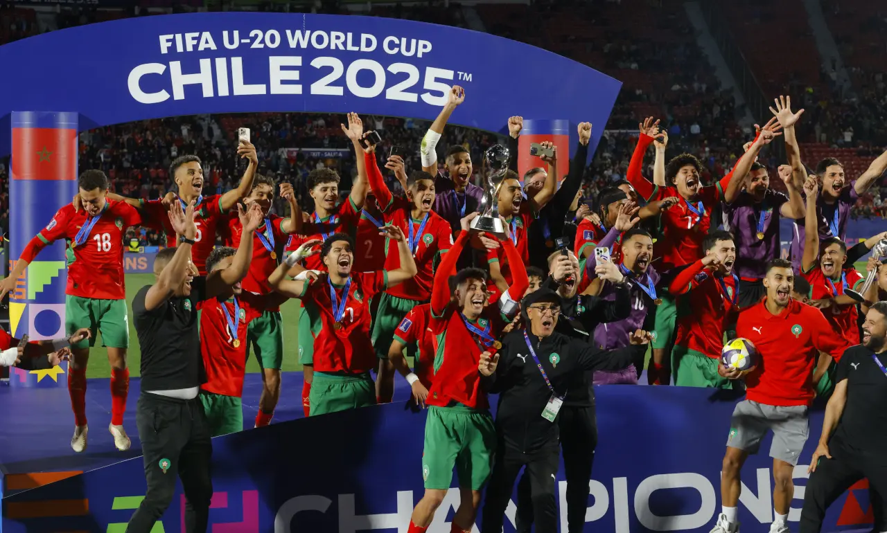 marruecos campeon mundial sub2001.jpg