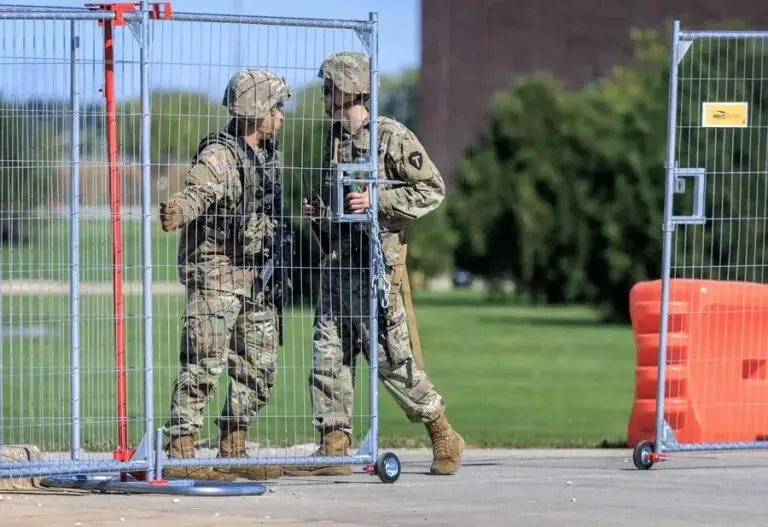 Jueza federal bloquea temporalmente despliegue de Guardia Nacional en Illinois
