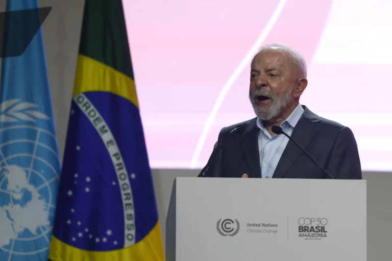 016c16e4be830a0a6b96260350ce686ea15407e5