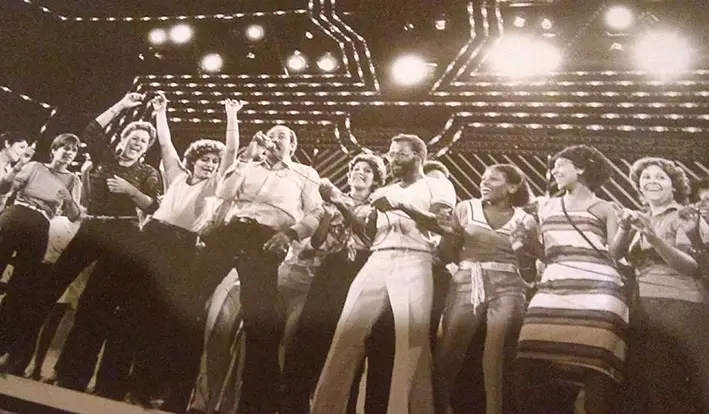 5 oscar d leon y musicos de cuba.jpg