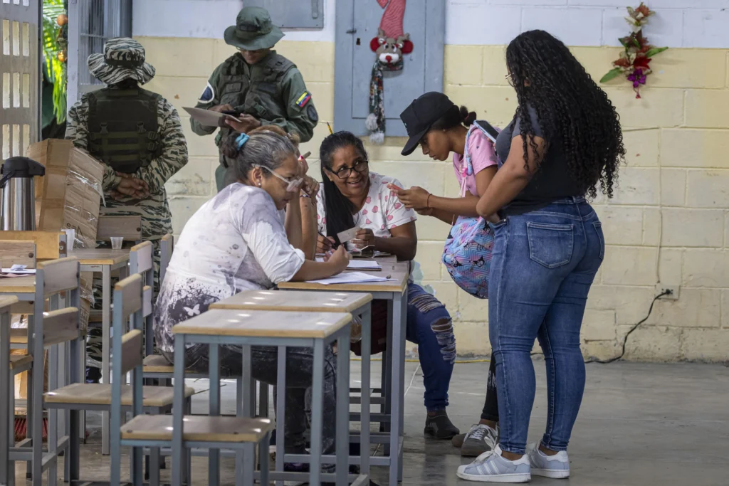 Venezuela decide su futuro en la Cuarta Consulta Popular Nacional 2 6abadab820a1d50b41cb96567761f956b662affew