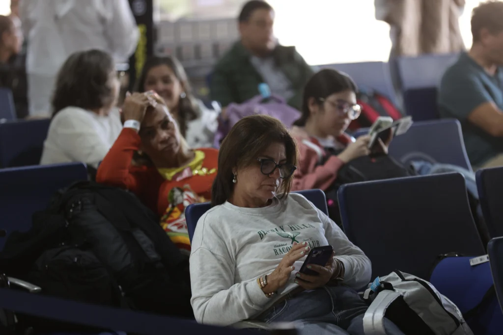 Venezuela mantiene operatividad en todos sus principales aeropuertos 3 b5ee5a25a6a5493bb78619c1b4eca26c9dfbe129w
