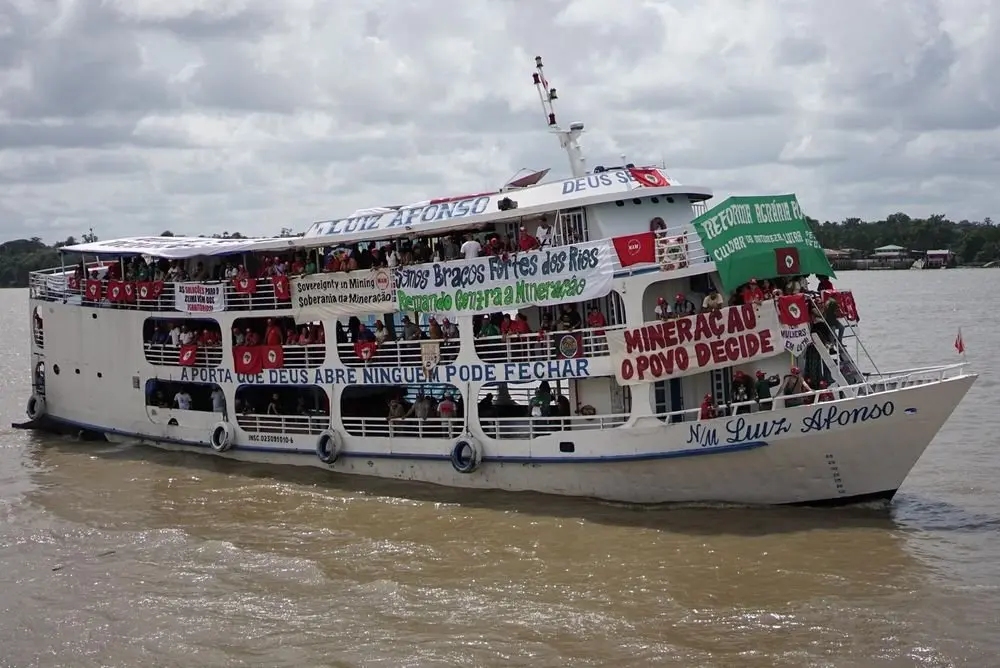 cumbre de los pueblos.jpg