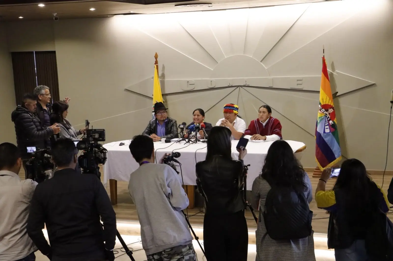 e088ad33b34700161d1100e0e026bed28beb8483w 1.jpg