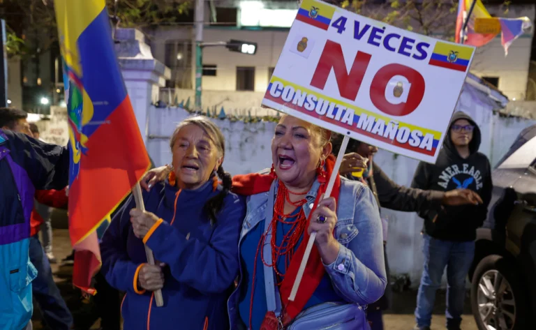 ecuador abc referendo01