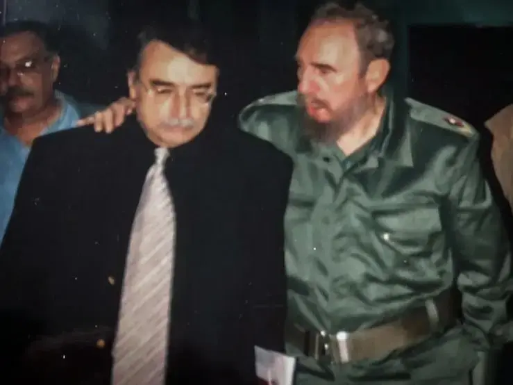 fidel y ramonet.jpg