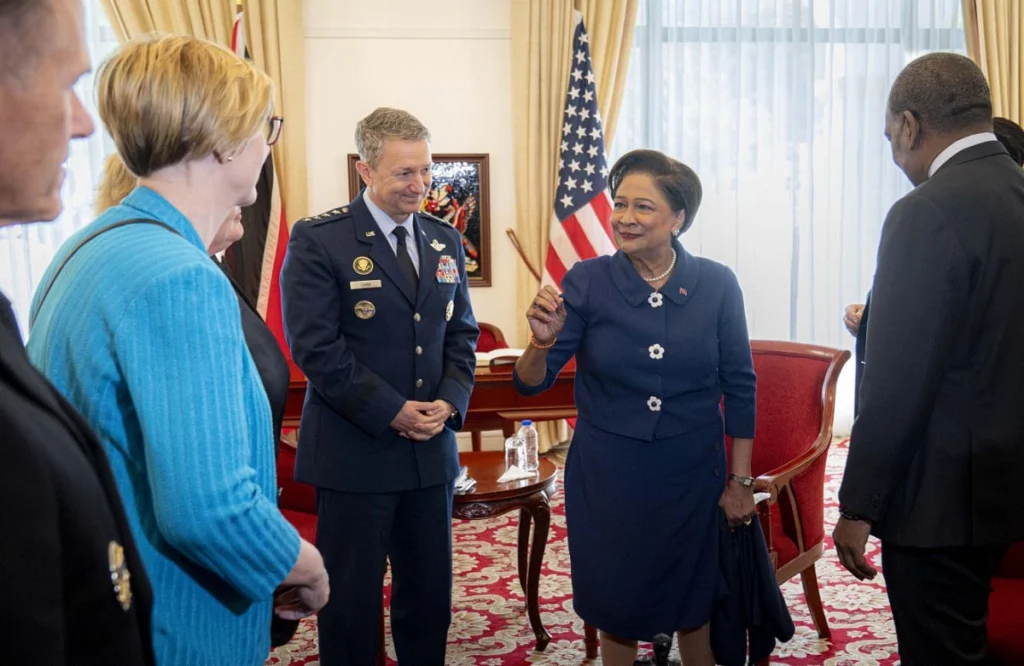 Kamla Persad-Bissessar confirma acuerdo de seguridad con Washington