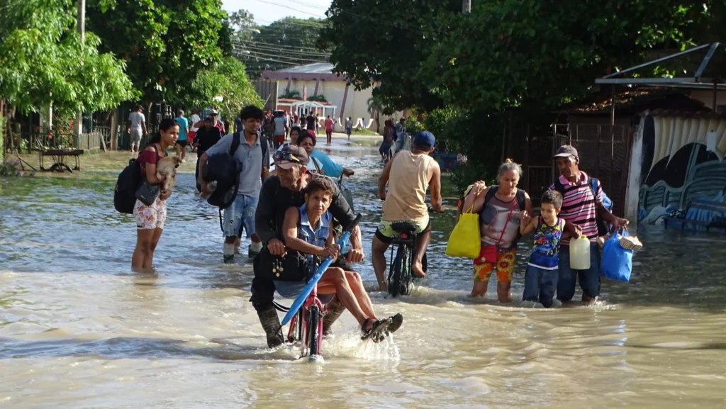 Gobierno cubano continúa acciones de protección a afectados por huracán Melissa