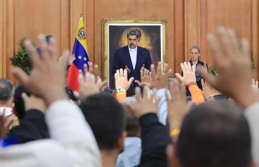 maduro evangelicos.jpg