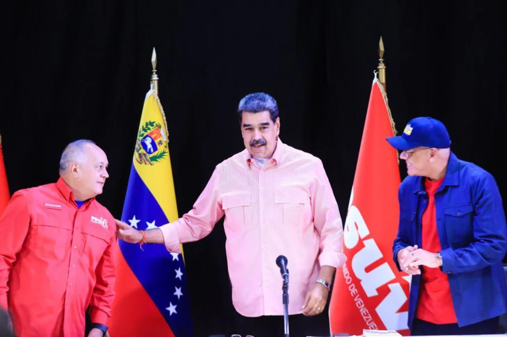 Diosdado y Nicolás Maduro