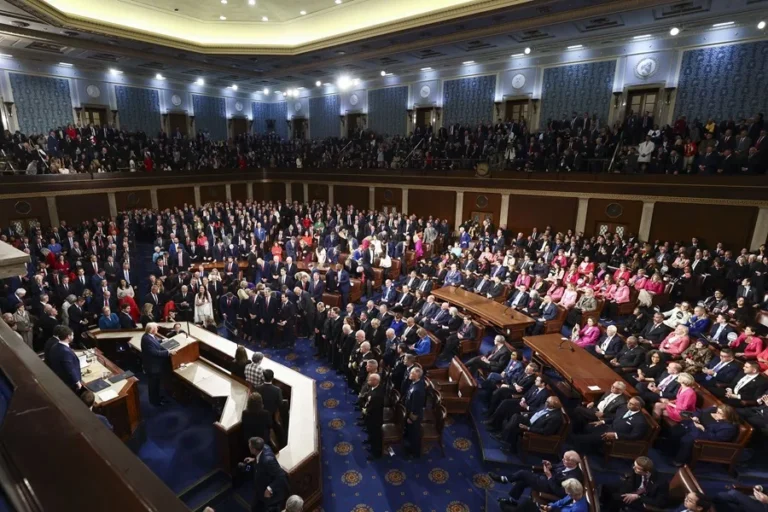 Senado de EE.UU. votará resolución para impedir ataques militares contra Venezuela 1 senado