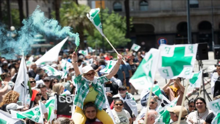 uruguay paro trabajadores salud foto la diaria