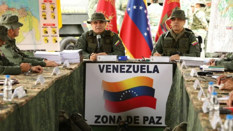 venezuela ministro defensa vladimir padrino foto fanb