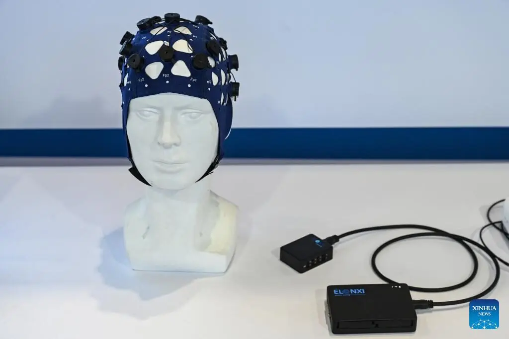 20251202503ea1f444c14a14aff0b6d5b9e968be 202512026ba5dc019c4b41dda94b3e97b4230def.jpg