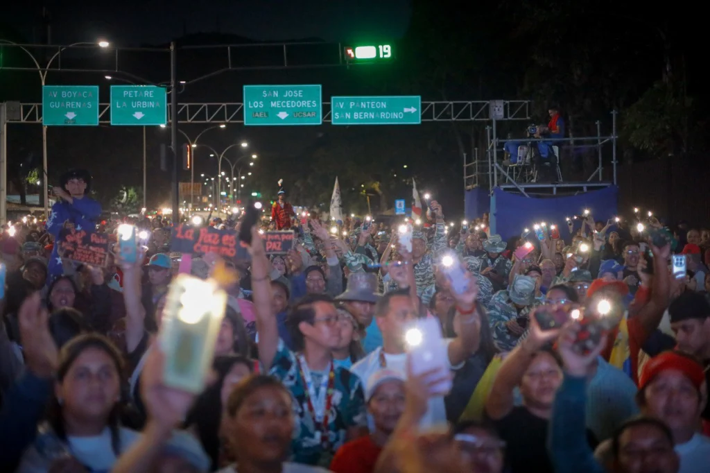 Venezolanos protagonizan gran marcha nocturna contra piratería de EE.UU. 3 a6c02239 8510 4ba3 8ab3 04b59518589a