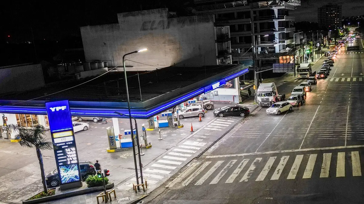 argentina gasolina.jpg