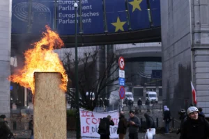 c973ad0cfdefd6ab083a0c3dcf5ba253e5657439w