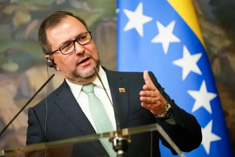 canciller yvan gil jg