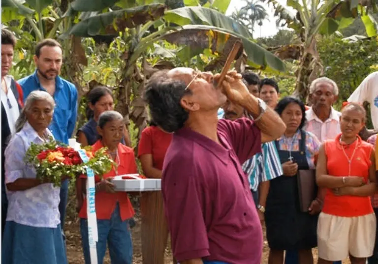 ceremonia indigena en la caridad de los indios cuba.jpg