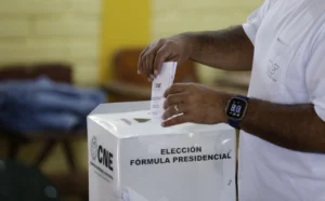 Golpe Electoral en Honduras: Comienza recuento especial de actas con inconsistencias 20 honduras recuento especial01