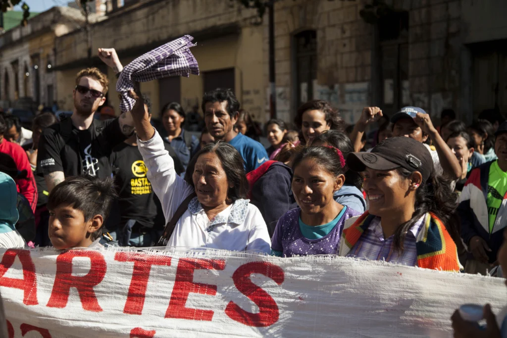 Obispo paraguayo denuncia el despojo y la violencia contra los pueblos originarios