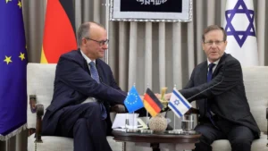 Merz ignora el genocidio y declara que Alemania está con Israel 14 merz herzog israel 6dic25 1