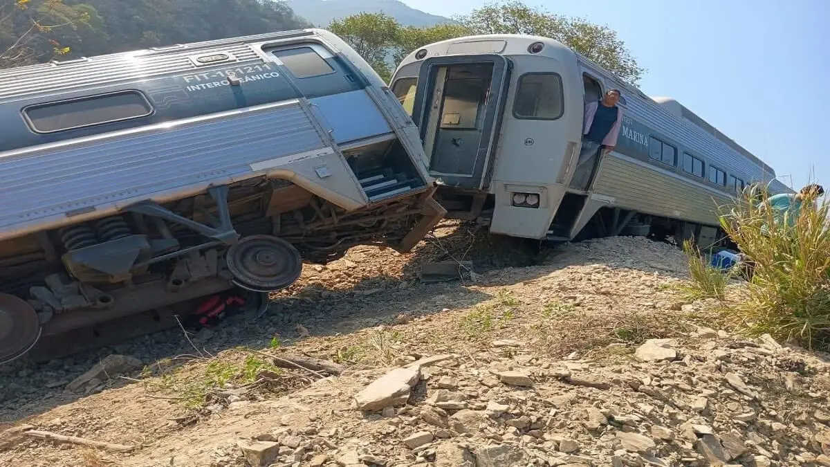 mexico tren.jpg