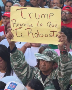 movilizaciones en venezuela en contra del decomiso del buque petrolero 240x300 jpg