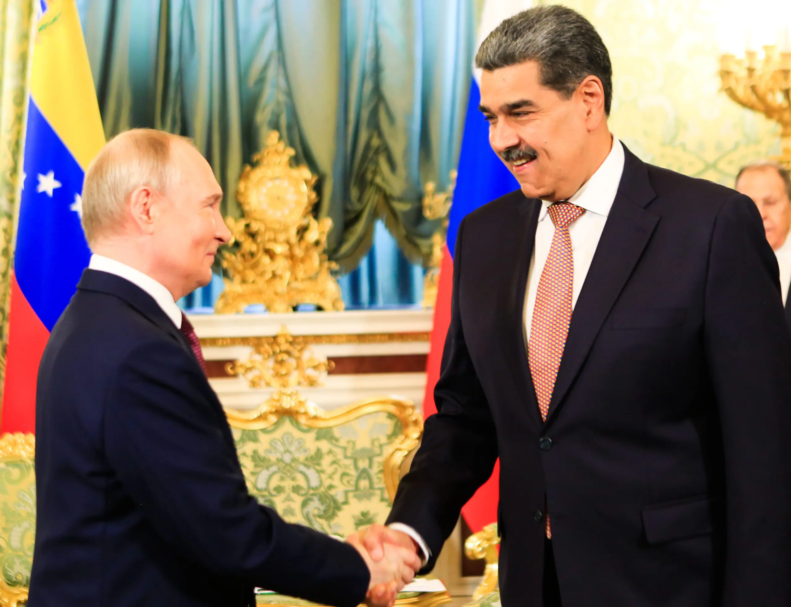 putin maduro.jpg