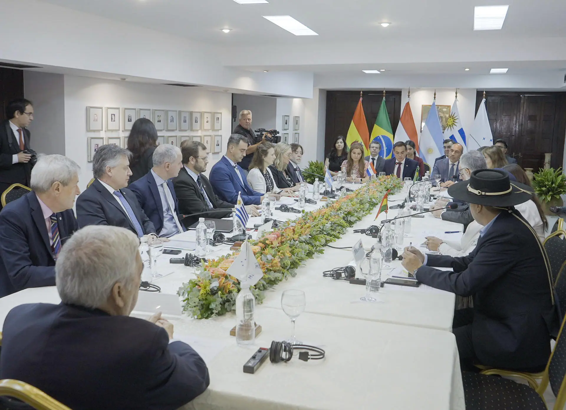 rss efe5e3344adf3cde413f1d299347def23b6652867b7w